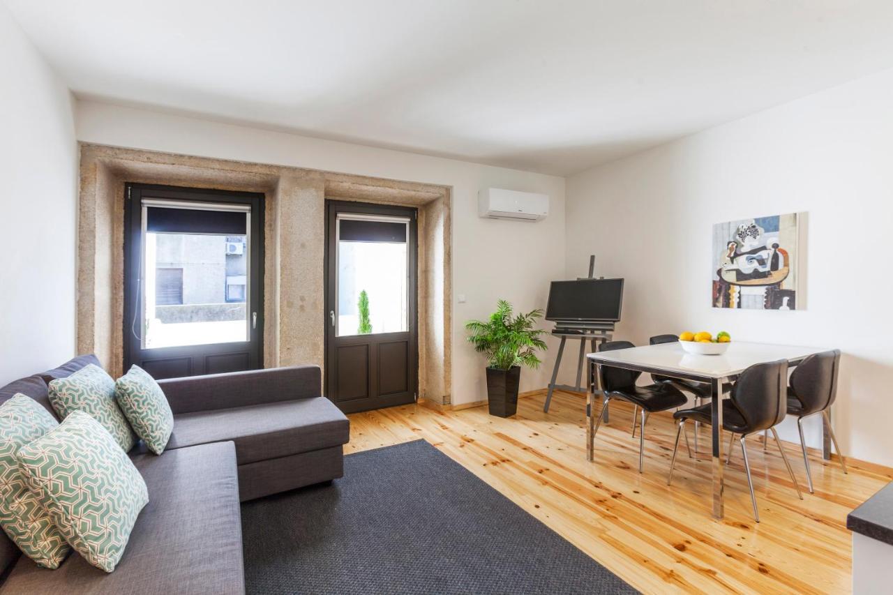 Apartment Bo - Almada Porto